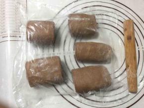 送入烤箱静置发酵40分钟