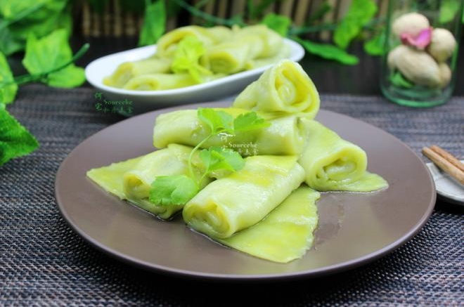 广式早餐，菠菜斋肠粉