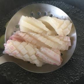 鱿鱼焯水