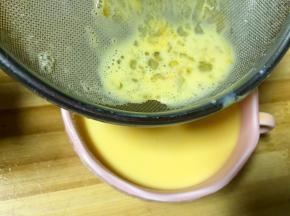 用筛网过滤至少两次我过滤了三次