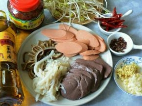 准备好食材。