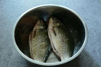 接着抹上适量的淀粉