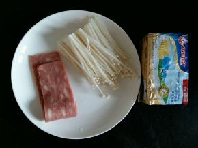 所有的食材准备好。