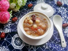 放冰糖，可以美美的享用了，甜蜜蜜的，特别香甜。