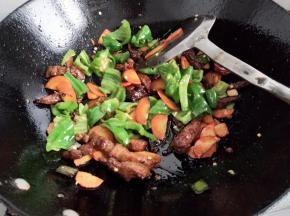 加入盐提味