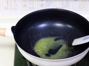 加入至黄油融化。