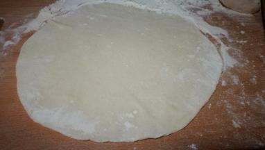 面团揉好 做剂子 擀成面皮