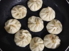 煎至这个状态就可以调小火了！