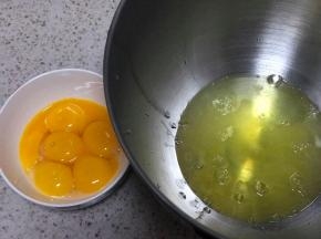 蛋黄和蛋清分开