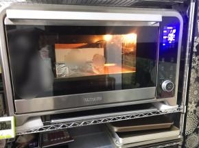 预热烤箱，水浴法，140度70分钟