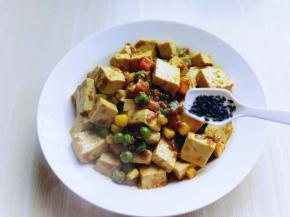 盛出后撒上少许黑芝麻。