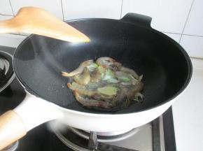 大火煸炒。
