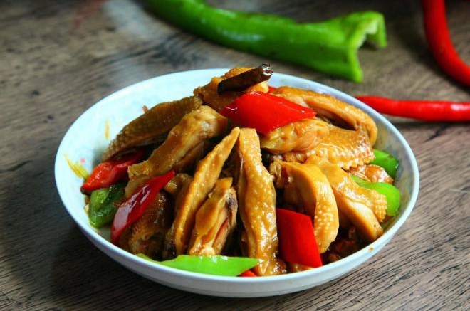 麻辣爆炒腊鸡