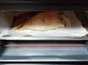 烤箱190度预热5分钟，之后将烤盘入烤箱中层，烤10分钟。