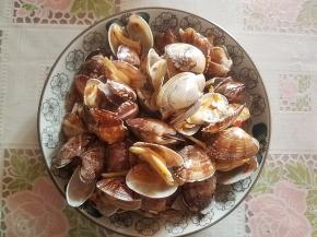 泰式甜辣口味的炒蚬子就完成了。