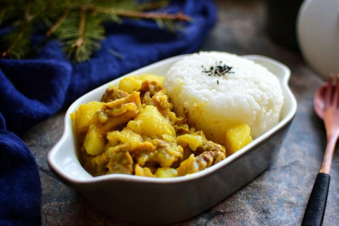 咖喱土豆牛肉饭