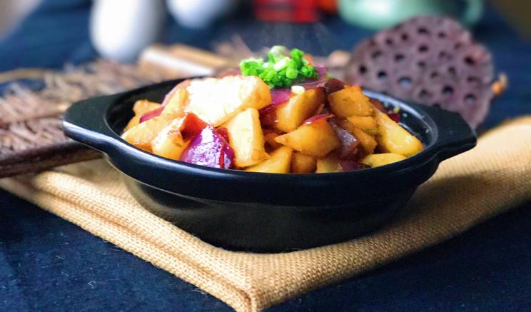 家常洋葱炒土豆