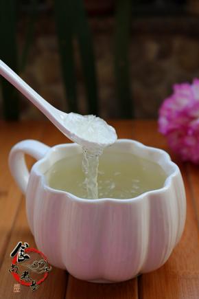 炖好后舀起即可食用