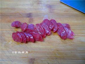 腊肠放凉后切片