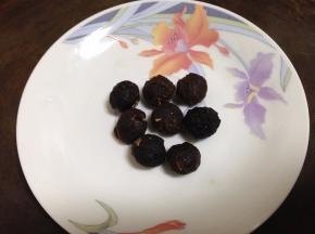 桂圆去皮备用