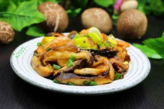 荤素搭配，鲜甜美味的香菇炒虾仁