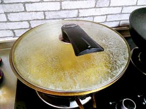 盖好，大火烧开，转小火煮一个小时