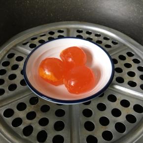 咸蛋黄蒸熟