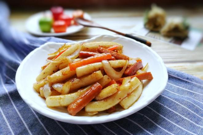 黑椒火腿炒年糕