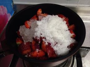 加入冰糖和白糖