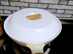 盖上锅盖小火焖到收汁即可