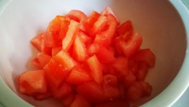 西红柿切成小丁