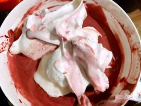 再加入剩下的蛋白霜