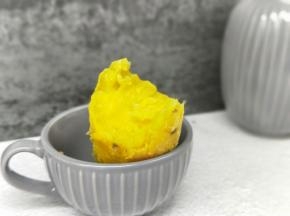 黄瓤的品种不同的。都好吃