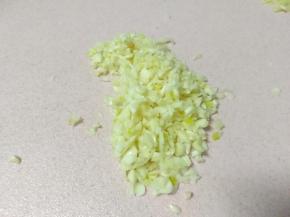 蒜切成蒜米