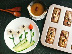 然后就成了今天的早餐，外脆里糯，再加上坚果的香脆，很好吃的。