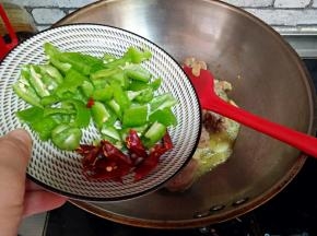 加尖椒和红干椒