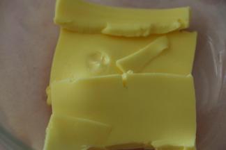黄油提前室温软化好