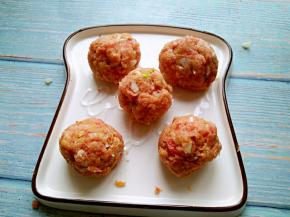 揉成一个个小球