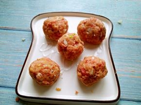 揉成一个个小球