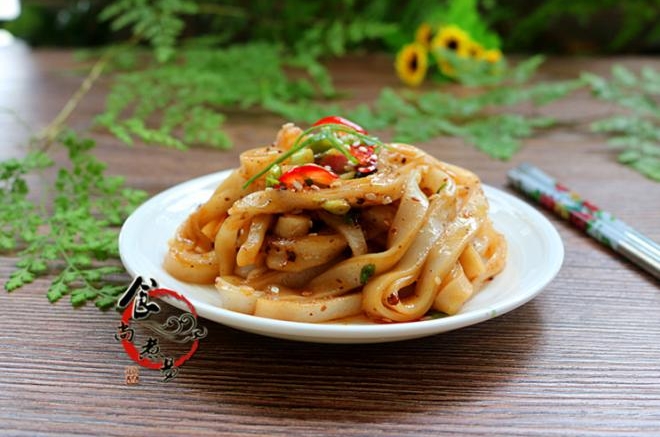 酱浇河粉