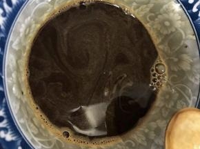 糖、酱油、陈醋调开，成一碗糖醋汁，备用