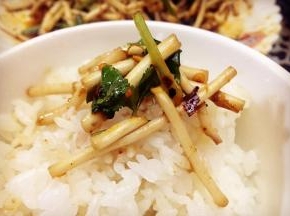 来碗白米饭，超下饭，饭遭殃的爽口菜