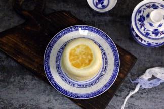 喜欢吃红糖锅盔的朋友们可以试试，自己动手做起来，好吃营养又健康！