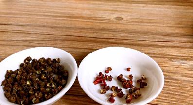 备好花椒和麻辣