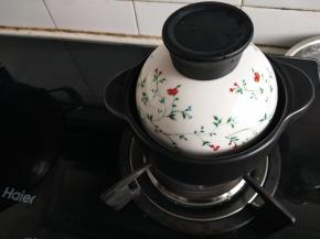 加盖大火煮开再小火慢炖