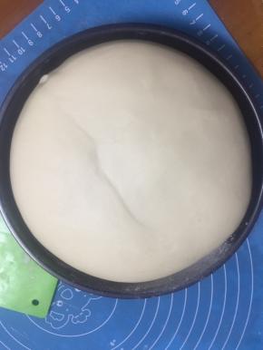 面团发酵好后取出