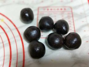 豆沙馅一样9等份。