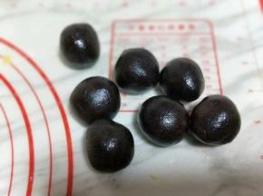 豆沙馅一样9等份。