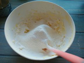 再筛入低筋面粉