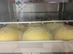 放入烤箱，185度烤25分钟左右